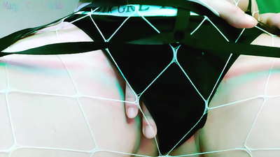 Červenovláska vysvetľuje, ako si vyhoniť vtáka a ukazuje svoju kundičku - Dirty Words